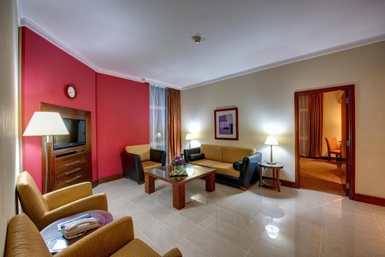 J5 Rimal Hotel Apartments Dubai Eksteriør bilde